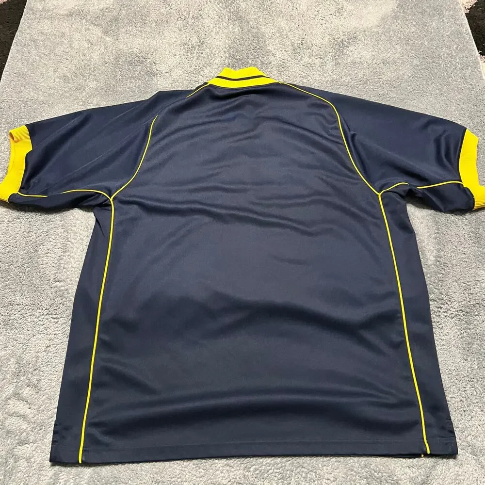 Nike marquette golden